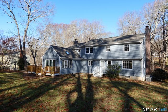 26 Flintlock Road, Madison, CT 06443