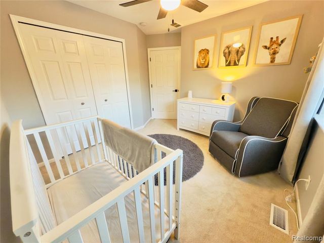 11713 Hartel Street, Livonia, MI 48150