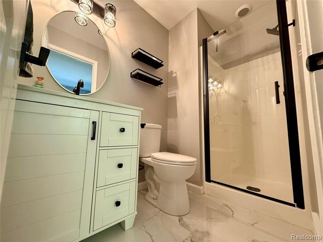 11713 Hartel Street, Livonia, MI 48150