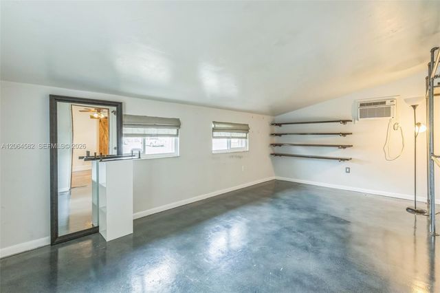 6931 SW 2nd Street, Pembroke Pines, FL 33023