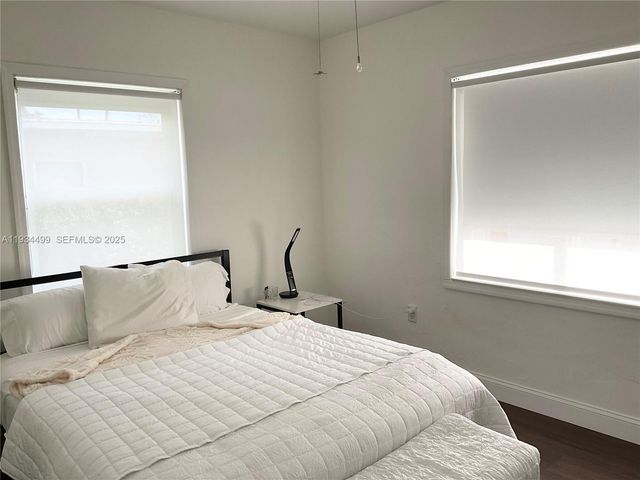 161 NW 145th St, Miami, FL 33168