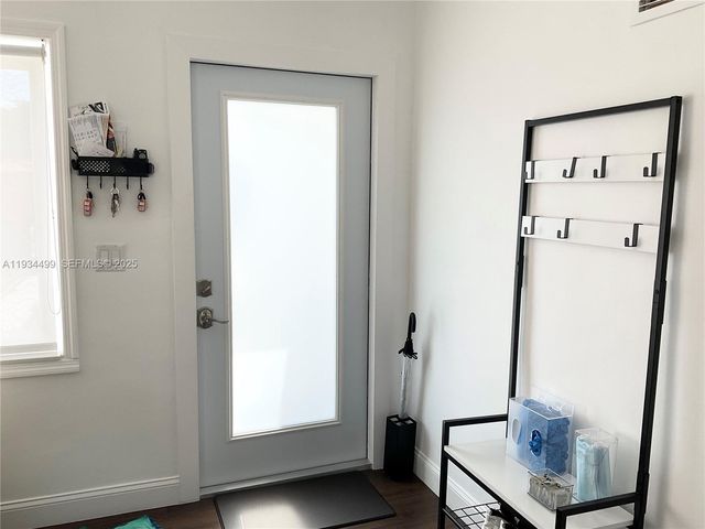 161 NW 145th St, Miami, FL 33168