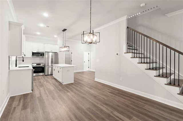 6490 Battery Point, Stone Mountain, GA 30087