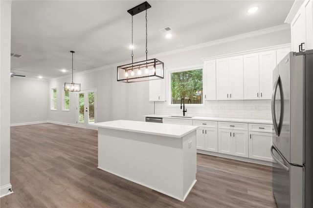 6490 Battery Point, Stone Mountain, GA 30087