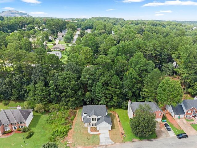 6490 Battery Point, Stone Mountain, GA 30087