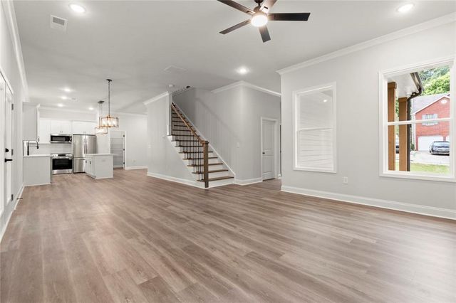 6490 Battery Point, Stone Mountain, GA 30087