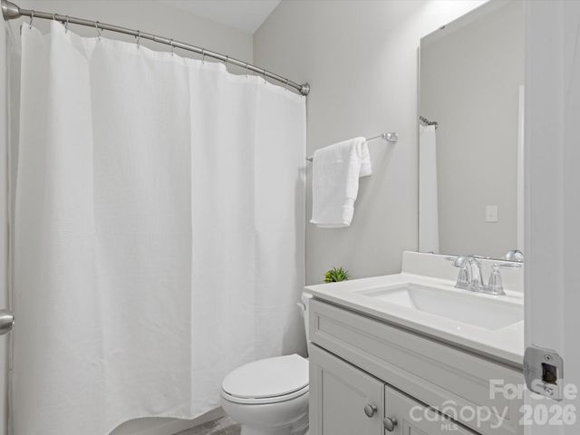 3297 Lock Erne Avenue, Kannapolis, NC 28081