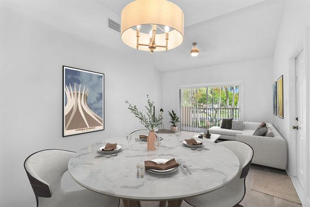 671 Cypress Lake Boulevard L21, Deerfield Beach, FL 33064