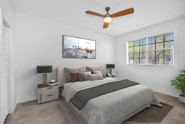 671 Cypress Lake Boulevard L21, Deerfield Beach, FL 33064