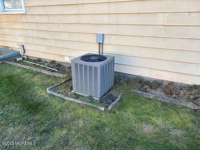 1 Deacon Court, Whiting, NJ 08759