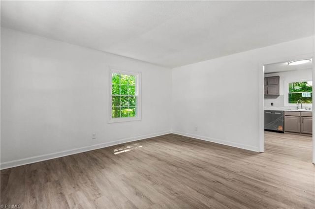 1278 Tredwell Drive, Winston-salem, NC 27103