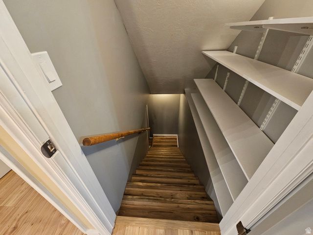 1224 E EARL WAY, Sandy, UT 84094