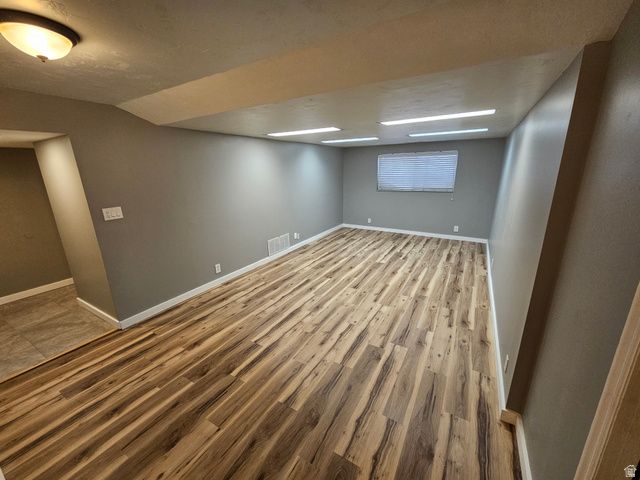 1224 E EARL WAY, Sandy, UT 84094