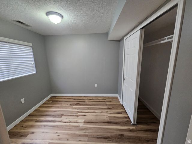 1224 E EARL WAY, Sandy, UT 84094