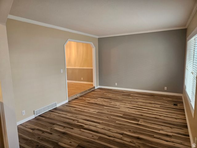 1224 E EARL WAY, Sandy, UT 84094