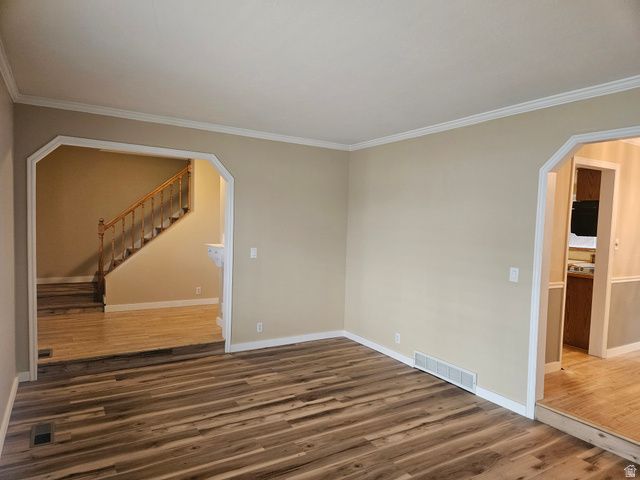 1224 E EARL WAY, Sandy, UT 84094