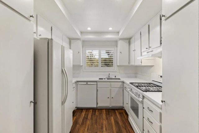 4378 Dowitcher Way, Oceanside, CA 92057