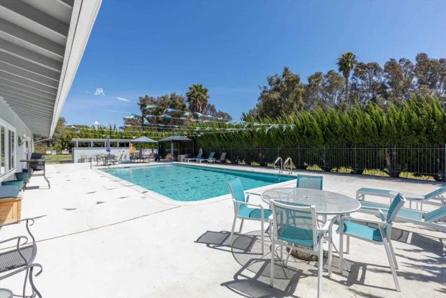 4378 Dowitcher Way, Oceanside, CA 92057