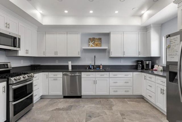 4378 Dowitcher Way, Oceanside, CA 92057