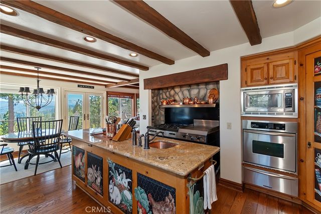 26071 Walnut Hills, Lake Arrowhead, CA 92352