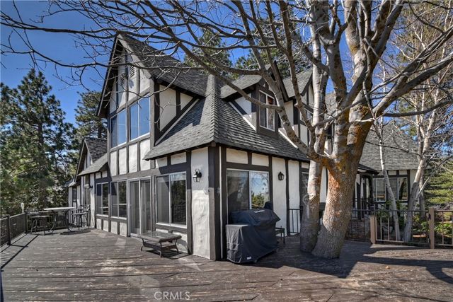 26071 Walnut Hills, Lake Arrowhead, CA 92352