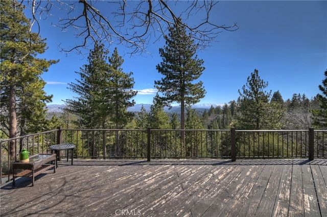 26071 Walnut Hills, Lake Arrowhead, CA 92352