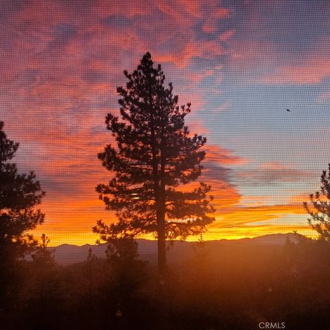26071 Walnut Hills, Lake Arrowhead, CA 92352