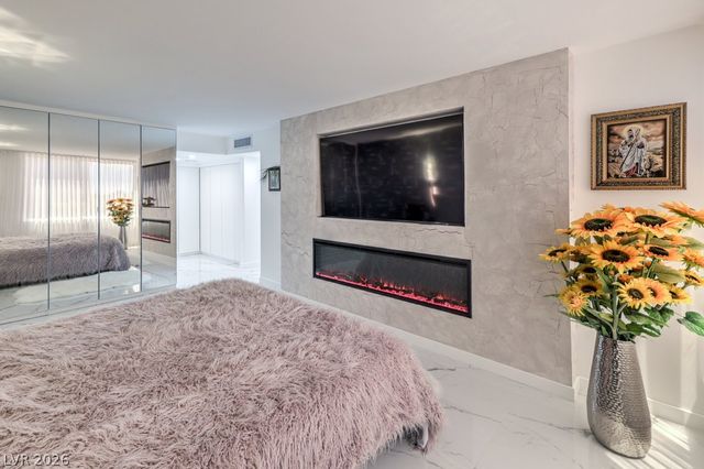 205 East Harmon Avenue 507, Las Vegas, NV 89169