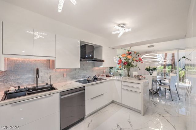 205 East Harmon Avenue 507, Las Vegas, NV 89169