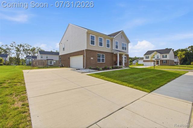14218 Old Oak Trail, Belleville, MI 48111