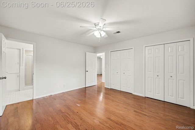 3750 Beach Road, Troy, MI 48084