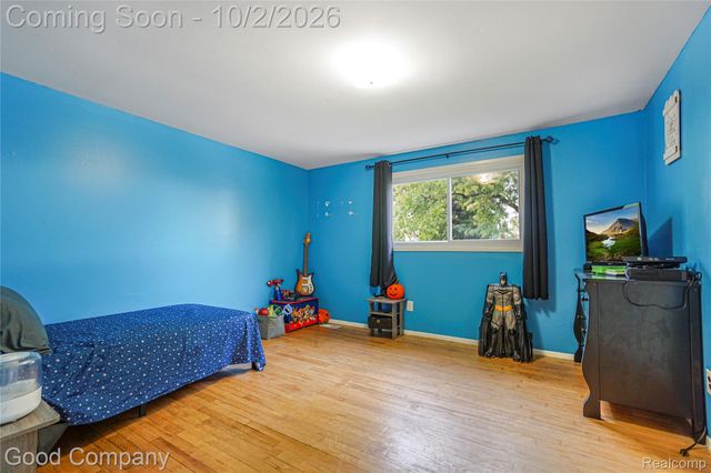 4120 Anthony Drive, Sterling Heights, MI 48310