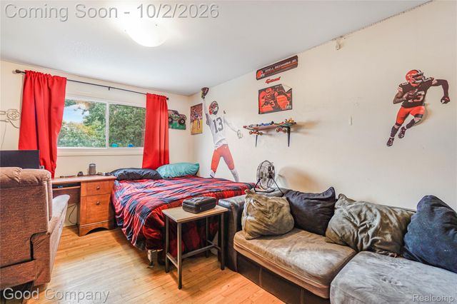 4120 Anthony Drive, Sterling Heights, MI 48310