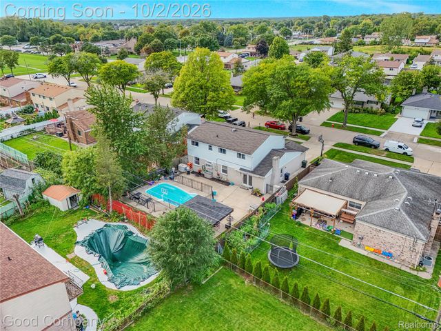 4120 Anthony Drive, Sterling Heights, MI 48310