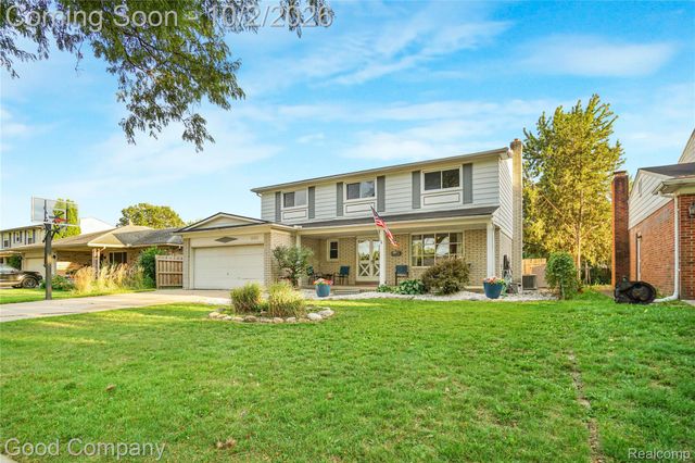4120 Anthony Drive, Sterling Heights, MI 48310