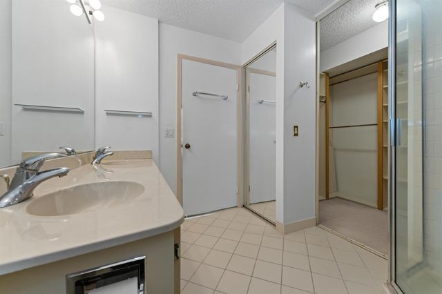 2621 Village Boulevard 203, West Palm Beach, FL 33409