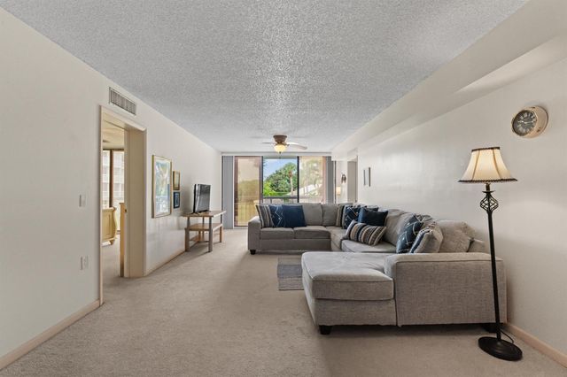 2621 Village Boulevard 203, West Palm Beach, FL 33409