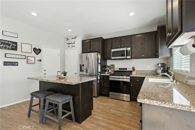 28735 Ivy Springs Way, Murrieta, CA 92563