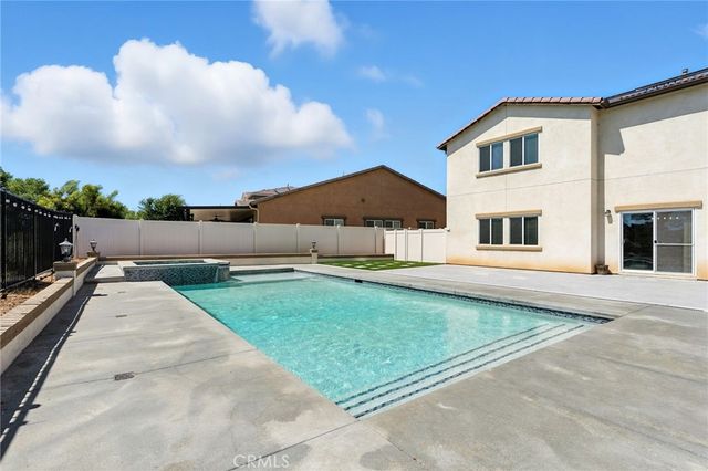 28735 Ivy Springs Way, Murrieta, CA 92563