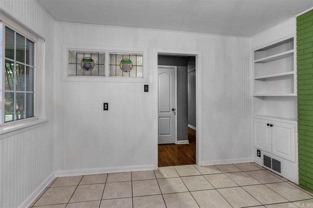 5031 Lakeview Road, North Little Rock, AR 72116