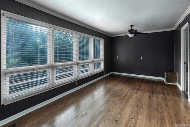 5031 Lakeview Road, North Little Rock, AR 72116