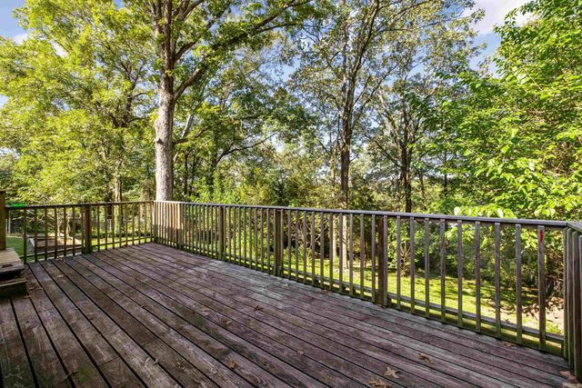 5031 Lakeview Road, North Little Rock, AR 72116