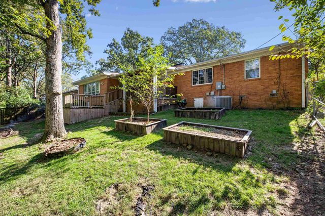 5031 Lakeview Road, North Little Rock, AR 72116