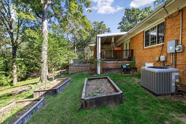 5031 Lakeview Road, North Little Rock, AR 72116