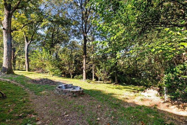 5031 Lakeview Road, North Little Rock, AR 72116