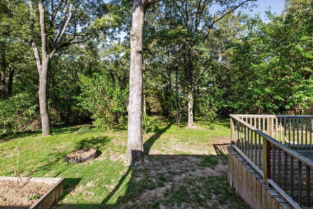 5031 Lakeview Road, North Little Rock, AR 72116