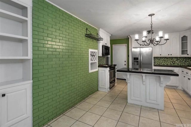 5031 Lakeview Road, North Little Rock, AR 72116