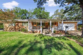 5031 Lakeview Road, North Little Rock, AR 72116