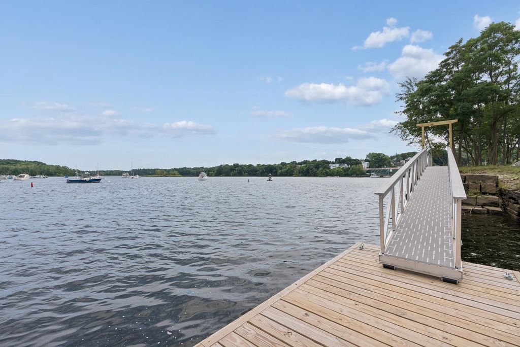 7 Isle Ave Avenue 102, Saco, ME 04072 — photo 3