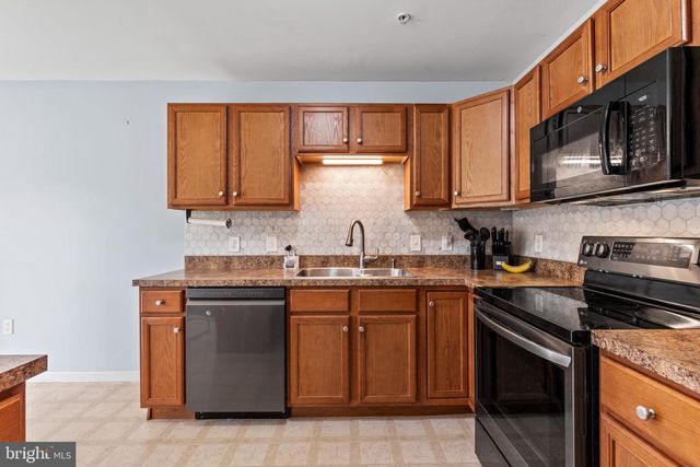 125 CEDAR RUN DR, York, PA 17404